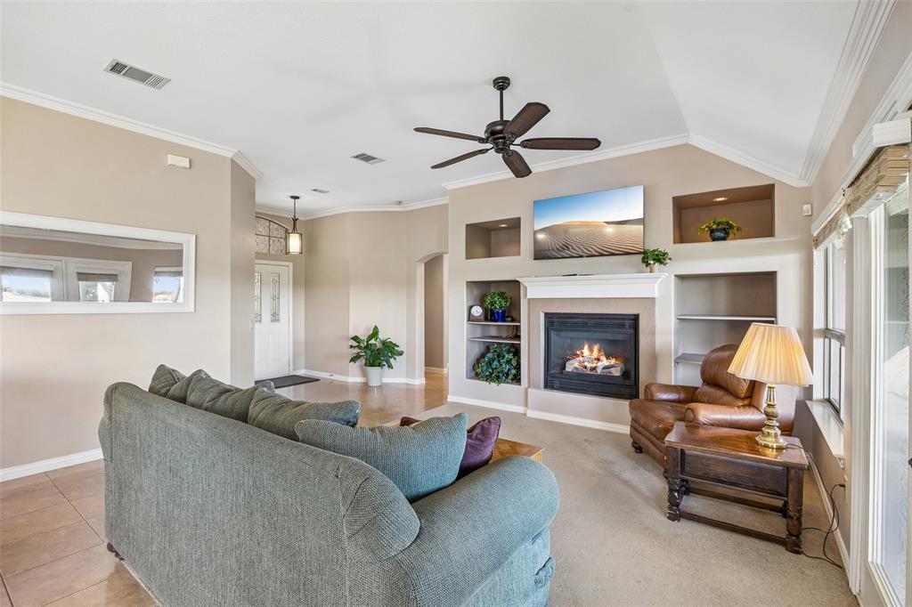 9221 Perimeter Street Denton, TX 76207 - Photo 8 of 36