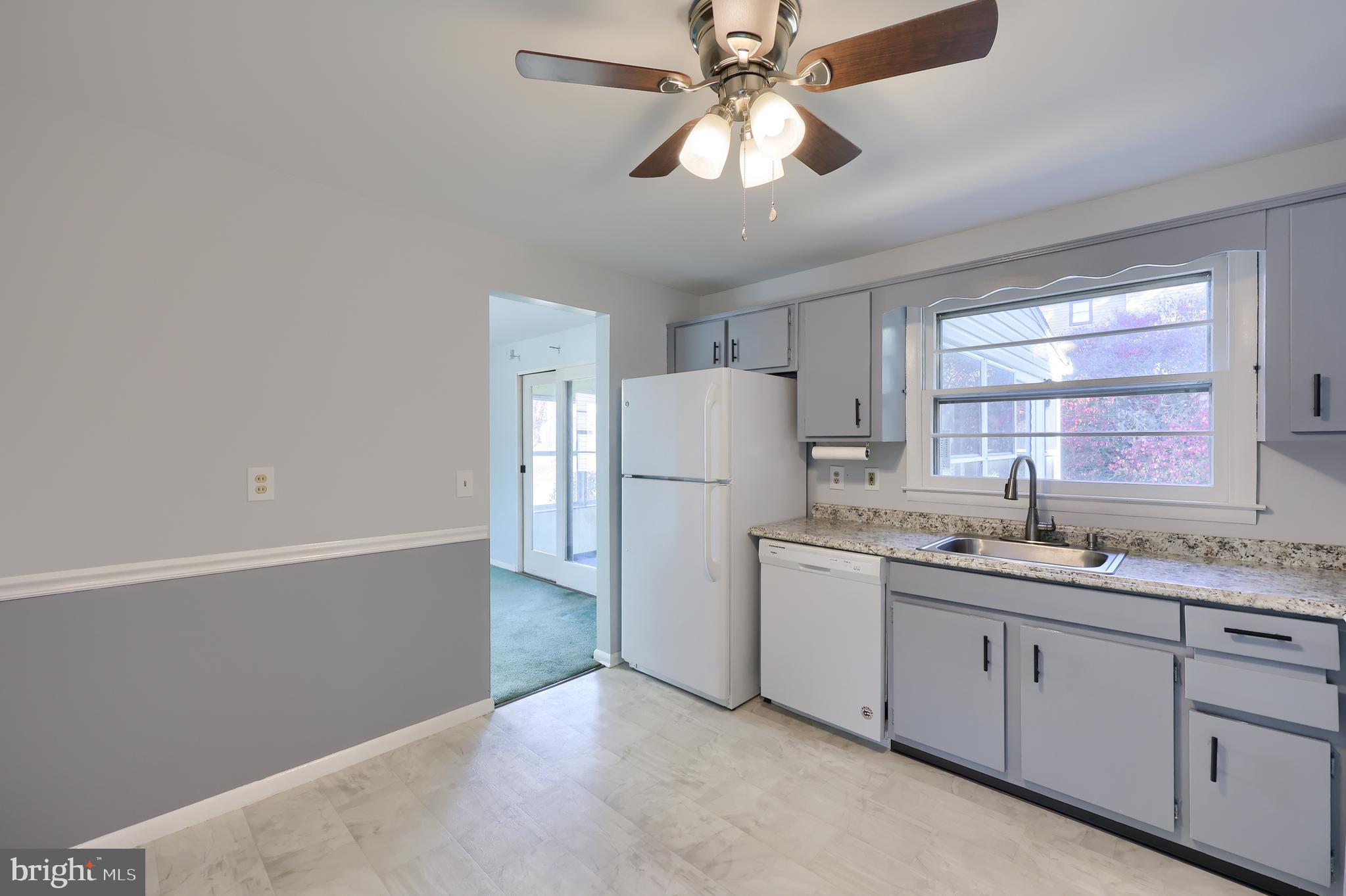 1635 Robert Road Lancaster, PA 17601 - Photo 13 of 46 Kitchen