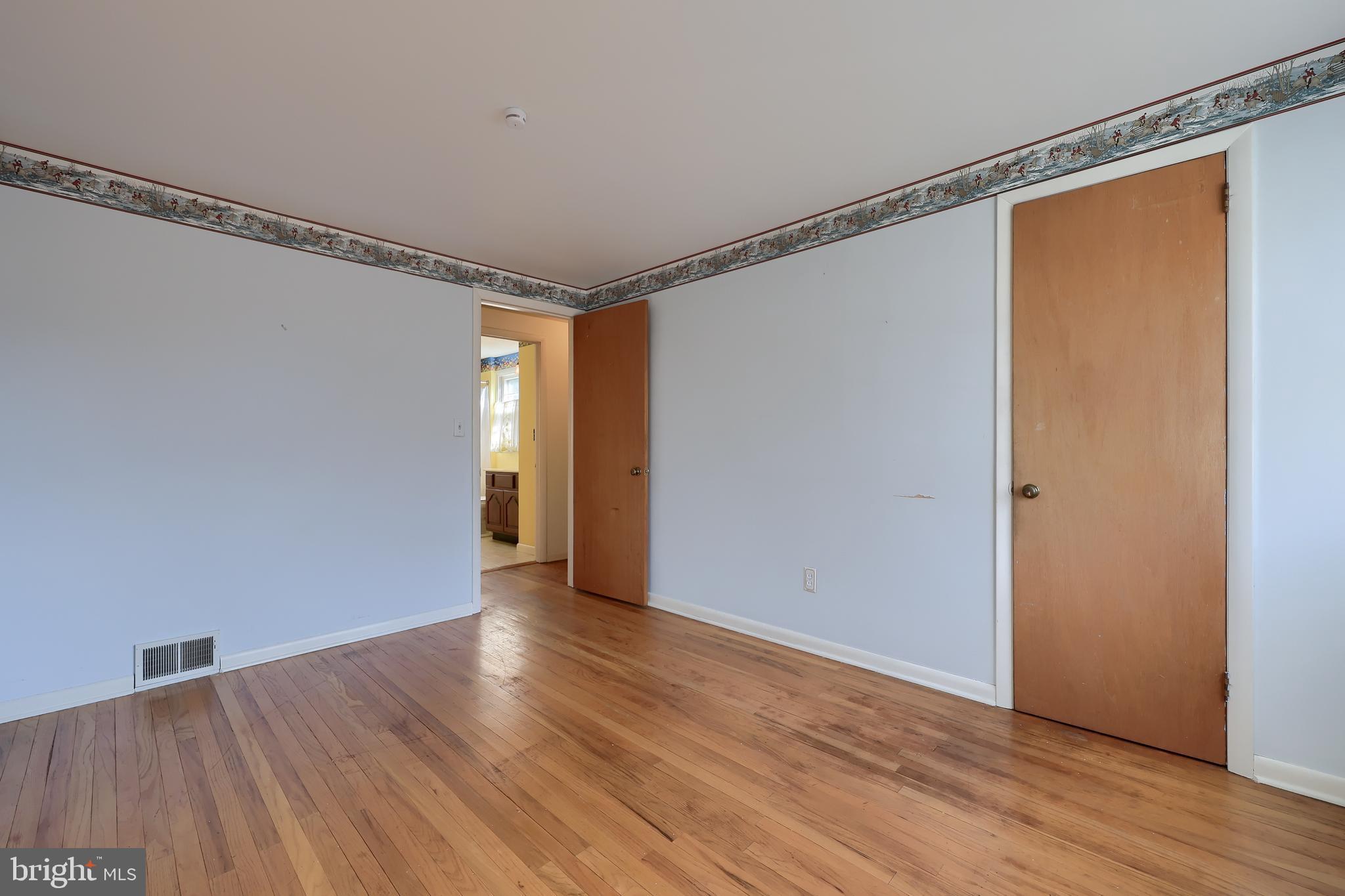 1635 Robert Road Lancaster, PA 17601 - Photo 24 of 46 Bedroom #2