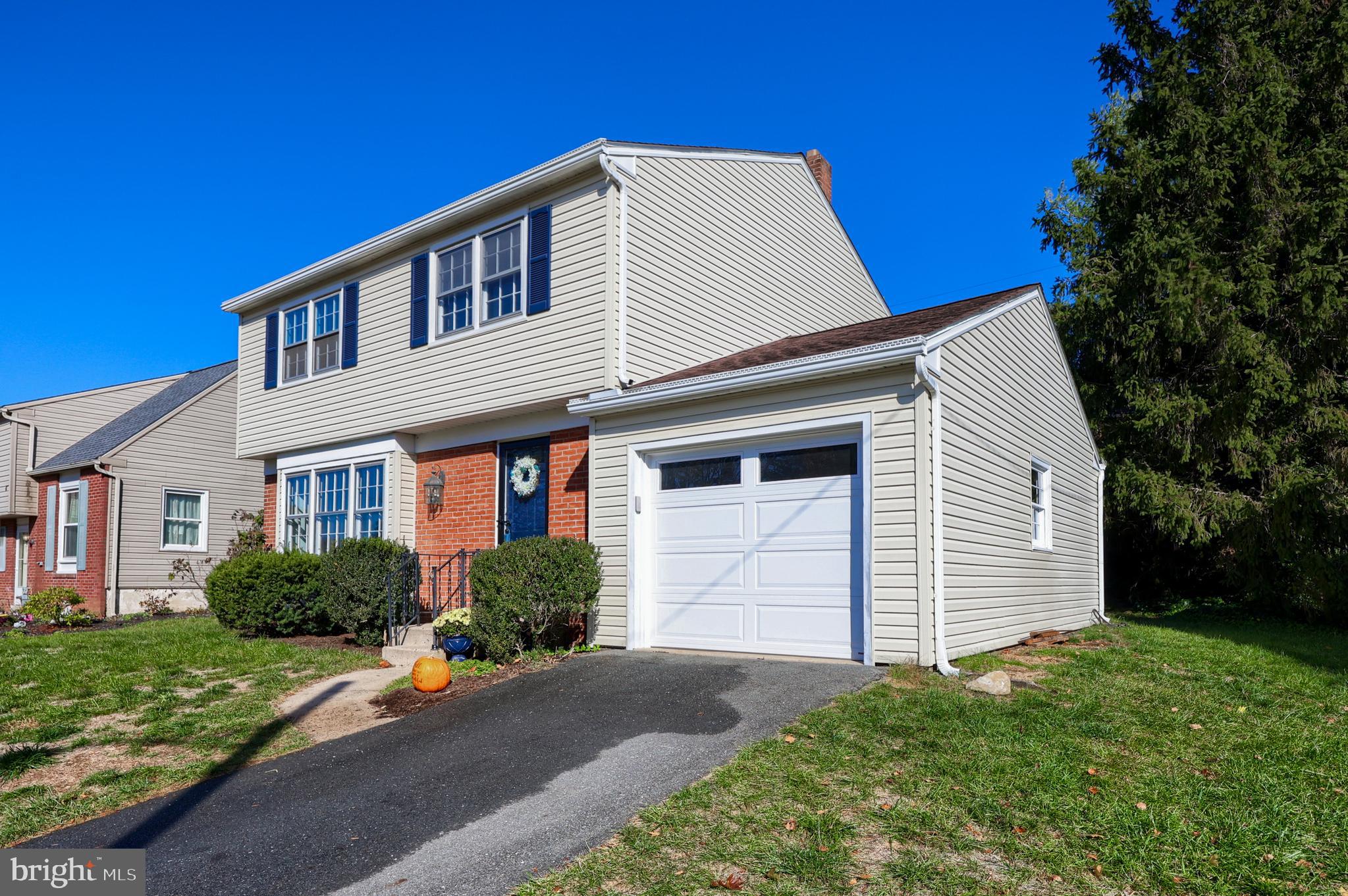 1635 Robert Road Lancaster, PA 17601 - Photo 39 of 46 Front Side View