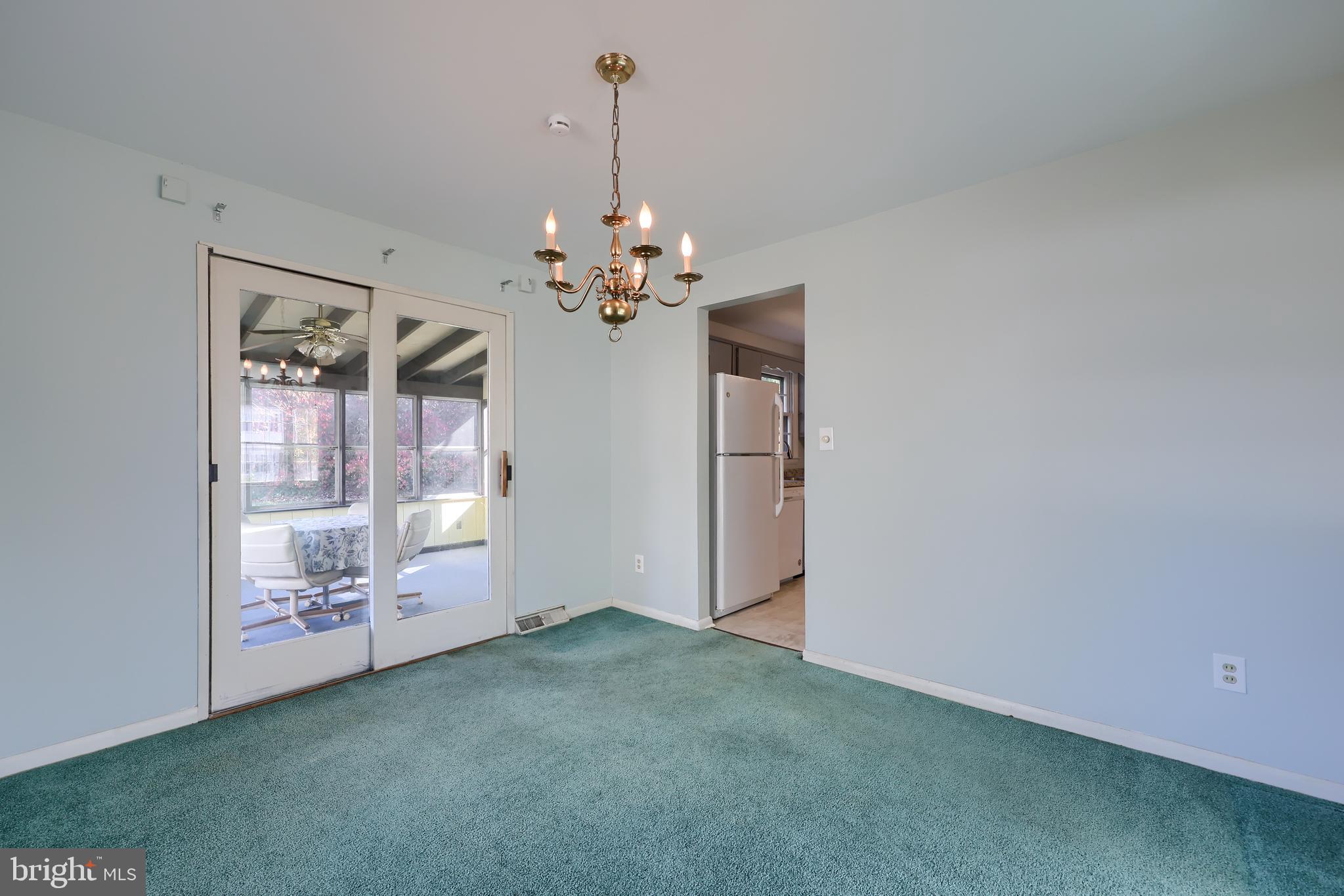 1635 Robert Road Lancaster, PA 17601 - Photo 7 of 46 Dining Room