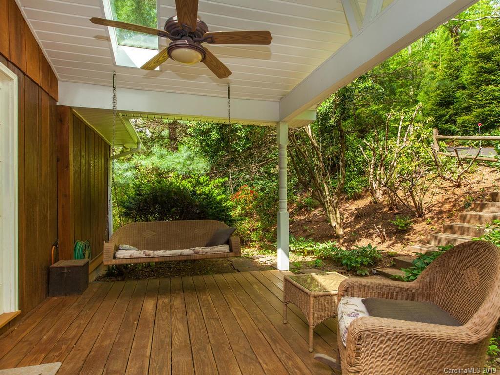 138 Laurel Road Arden, NC 28704 - Photo 4 of 36 Gallery Image 4