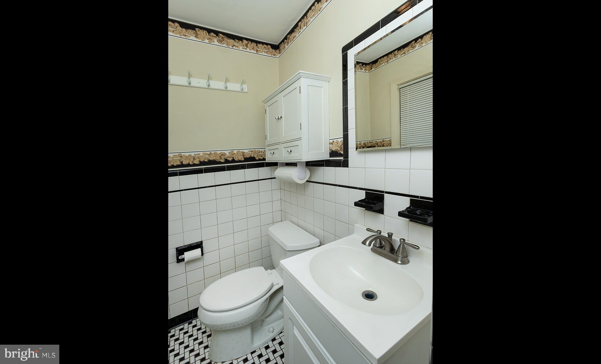 579 Devon Road Camp Hill, PA 17011 - Photo 17 of 38 Gallery Image 17