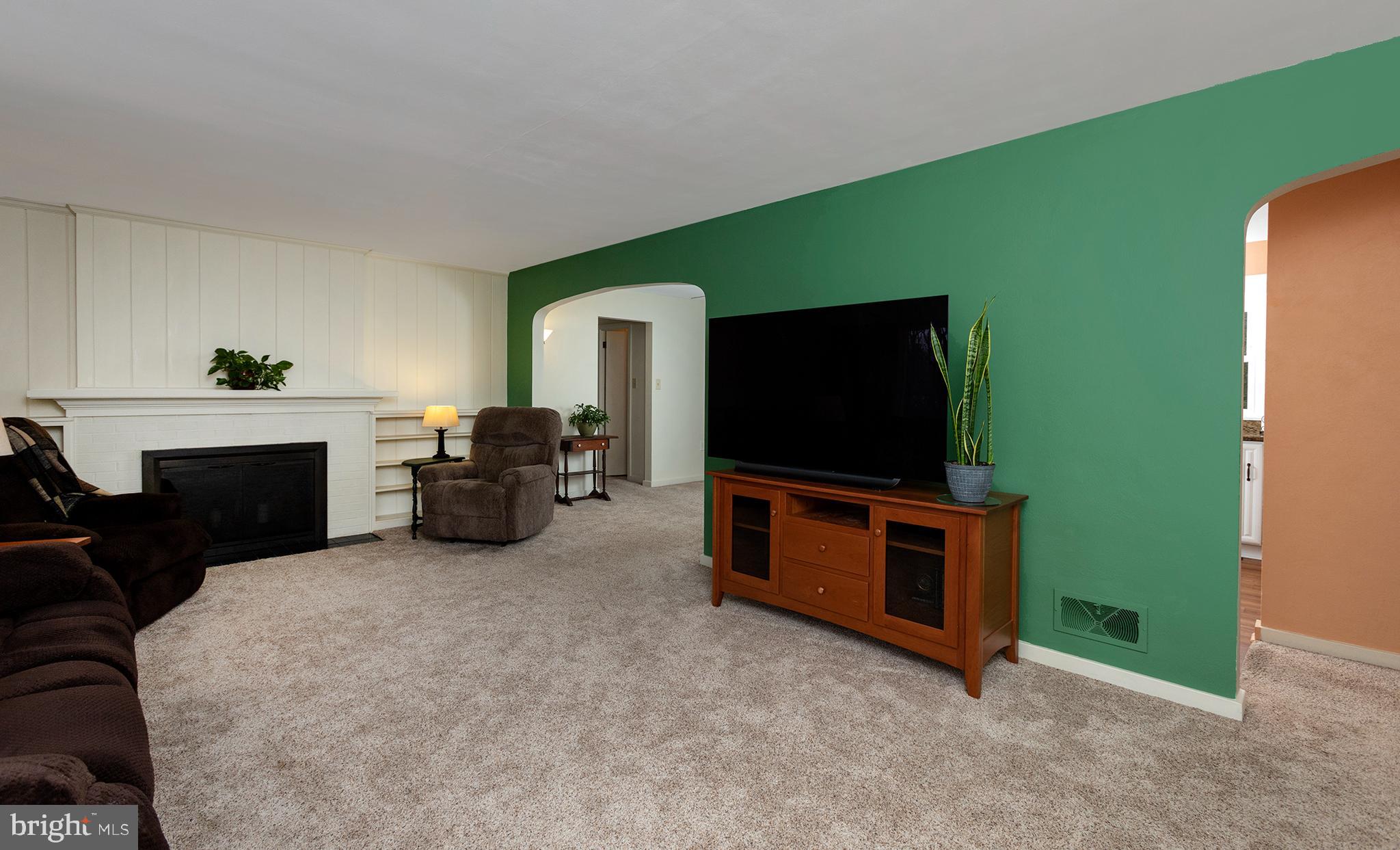 579 Devon Road Camp Hill, PA 17011 - Photo 2 of 38 Gallery Image 2