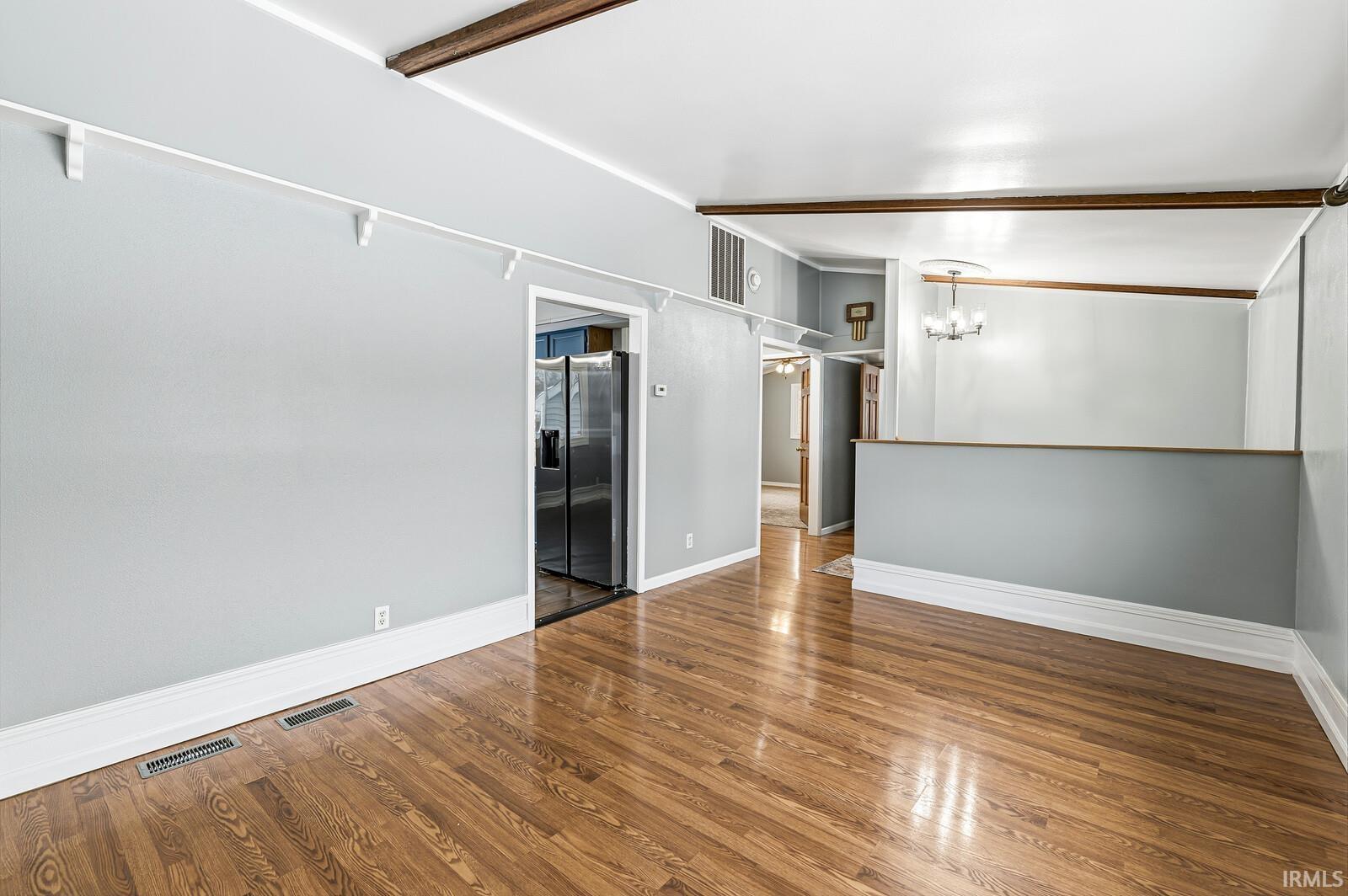 3127 Peddlers Village Road Goshen, IN 46526 - Photo 2 of 30