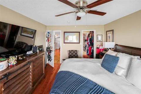 $299,900 | 7300 Sunshine Skyway Lane South, Unit 210, St. Petersburg, FL 33711