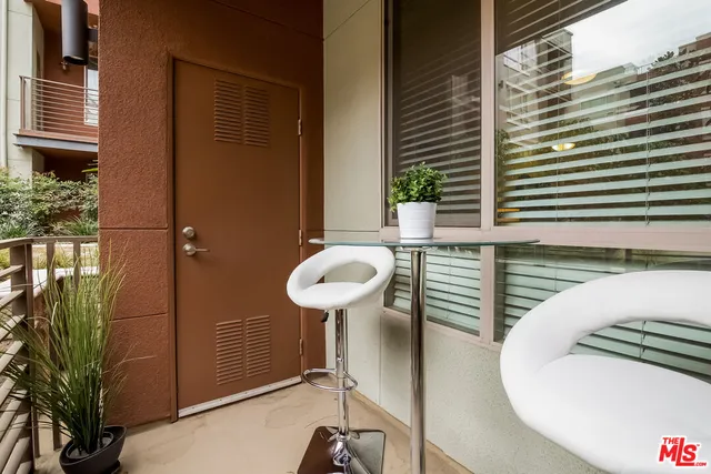 $3,400 | 100 South Alameda Street, Unit 167, Los Angeles, CA 90012