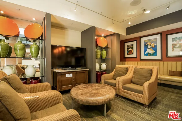 $3,400 | 100 South Alameda Street, Unit 167, Los Angeles, CA 90012