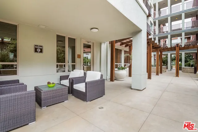 $3,400 | 100 South Alameda Street, Unit 167, Los Angeles, CA 90012