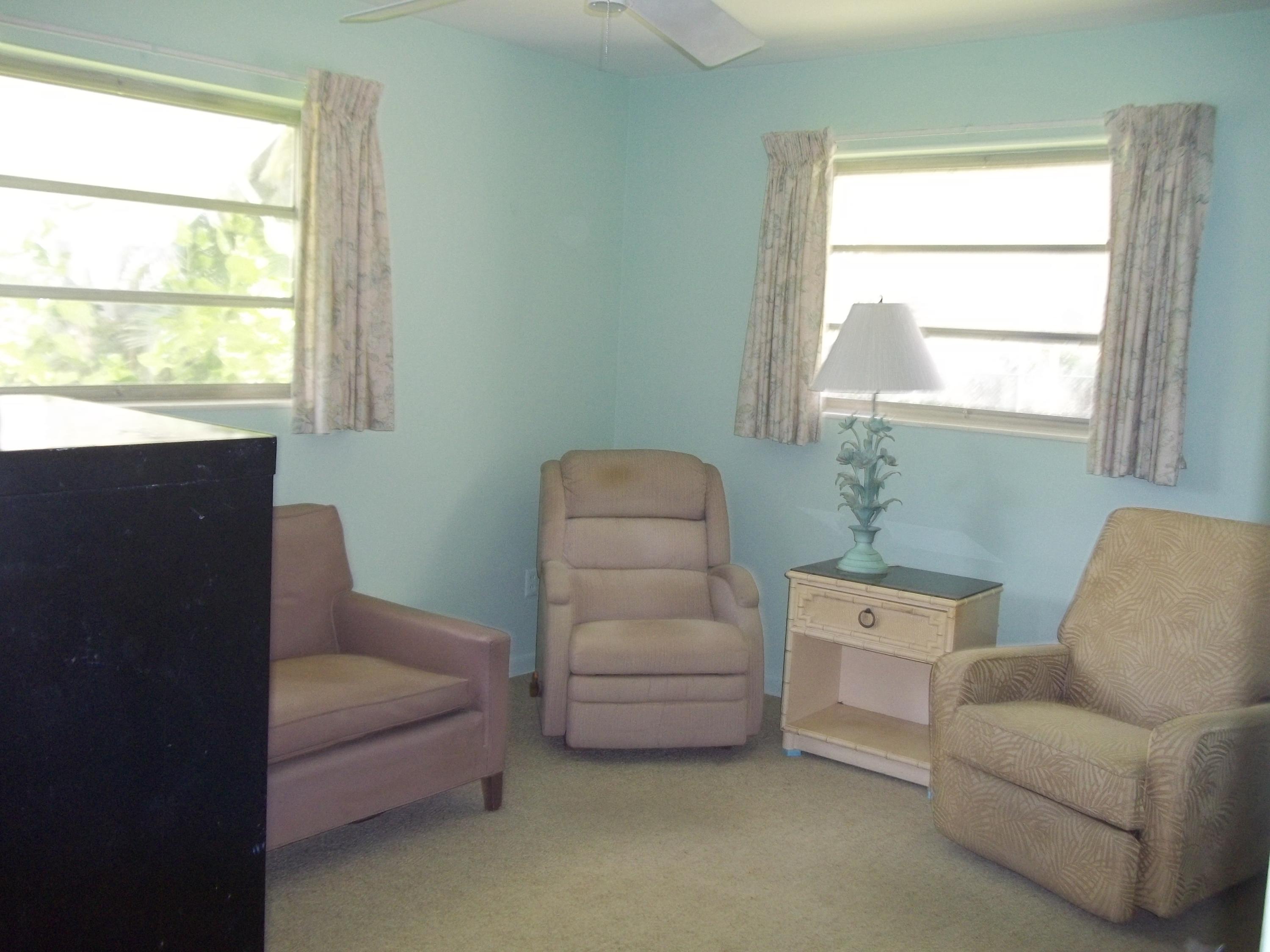 1509 Donald Road Jupiter, FL 33469 - Photo 14 of 19 3rd Bedroom