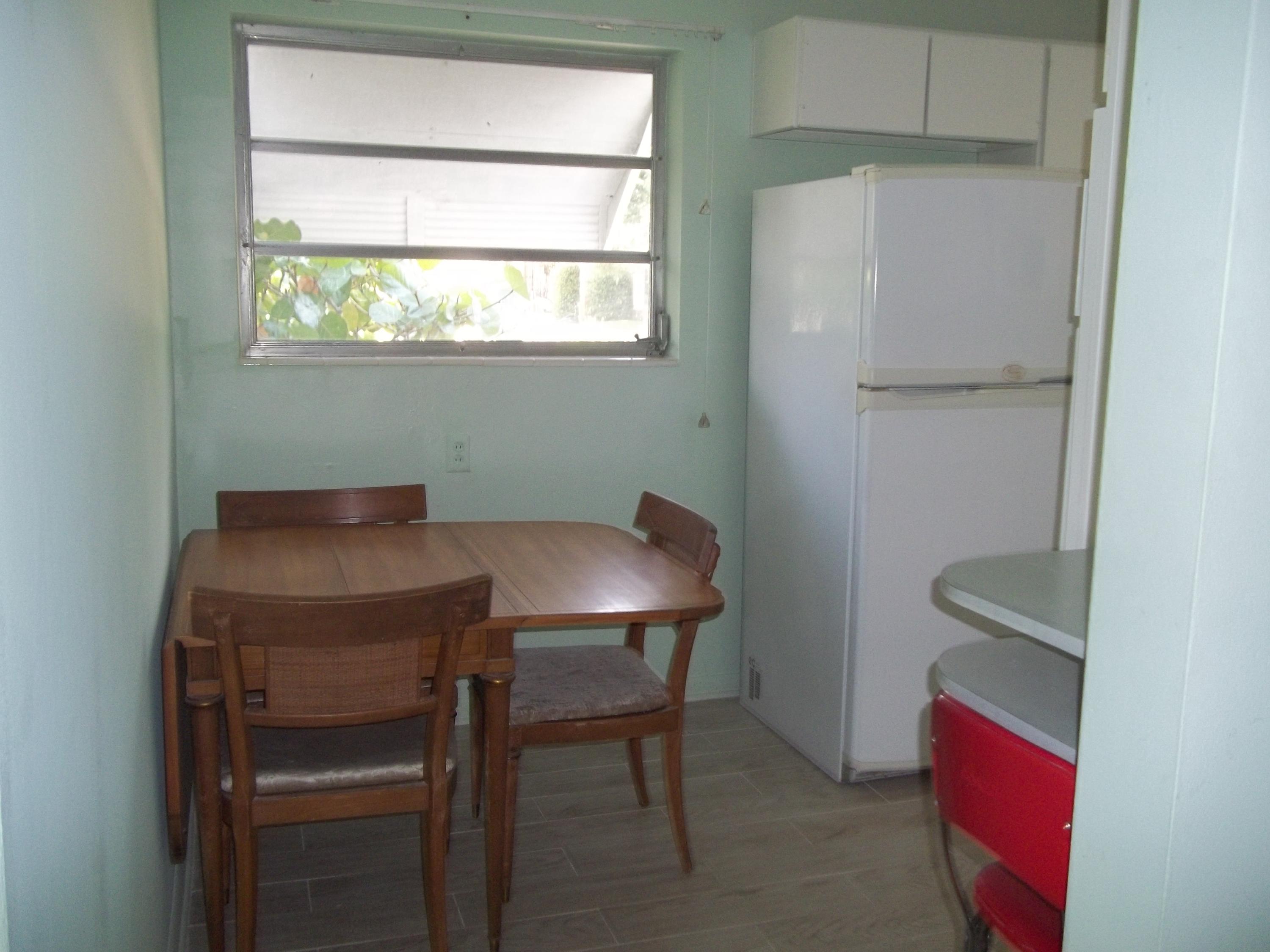 1509 Donald Road Jupiter, FL 33469 - Photo 6 of 19 Breakfast Room