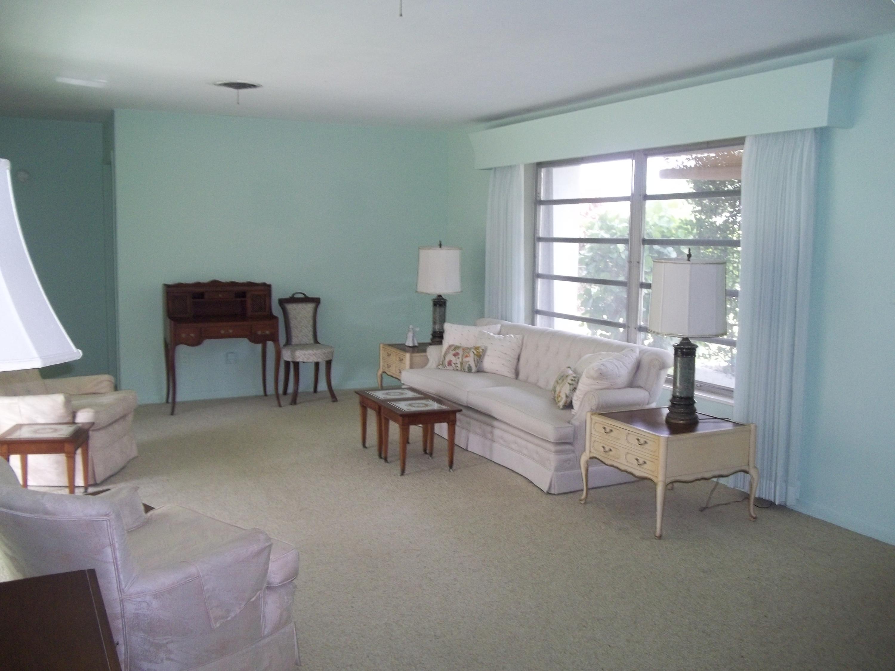 1509 Donald Road Jupiter, FL 33469 - Photo 7 of 19 Spacious Living Room