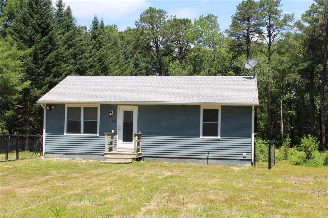22 Buttonwoods Road Richmond, RI 02898 - Photo 2 of 25