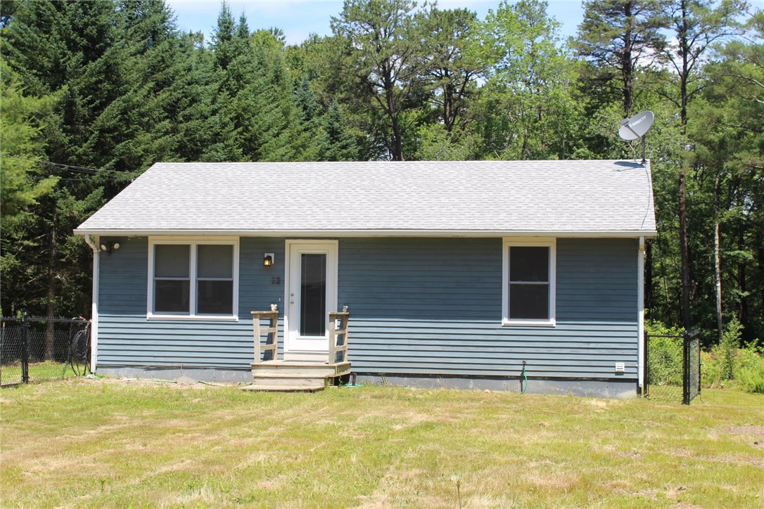 22 Buttonwoods Road Richmond, RI 02898 - Photo 4 of 25