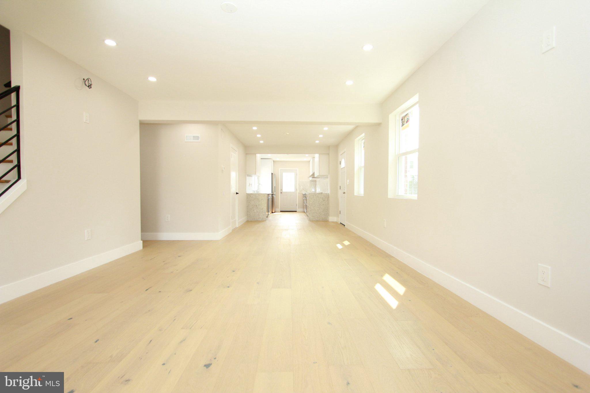 528 Crum Lynne Road Ridley Park, PA 19078 - Photo 11 of 51 Spacious, sunlit open layout.