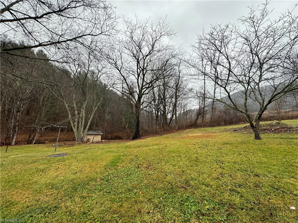 152 New Haven Road Sparta, NC 28675 - Photo 3 of 20 Gallery Image 3