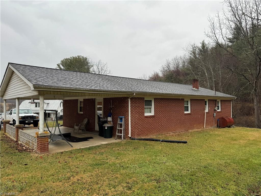 152 New Haven Road Sparta, NC 28675 - Photo 4 of 20 Gallery Image 4