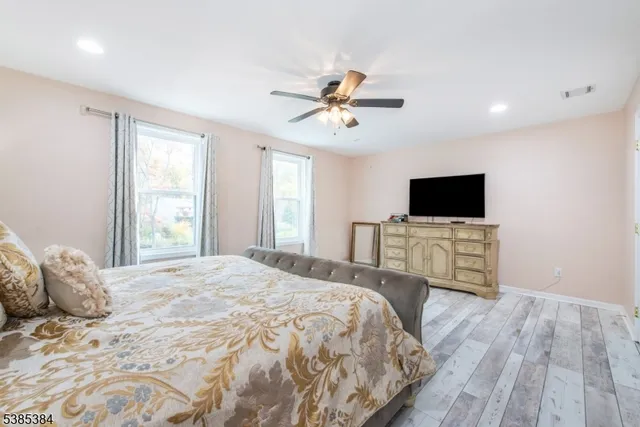 $595,000 | 50 Clover Hill Drive, Flanders, NJ 07836