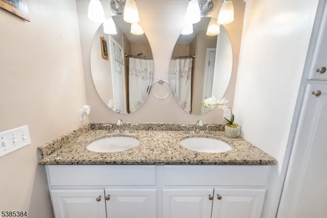 $595,000 | 50 Clover Hill Drive, Flanders, NJ 07836