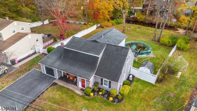 $595,000 | 50 Clover Hill Drive, Flanders, NJ 07836