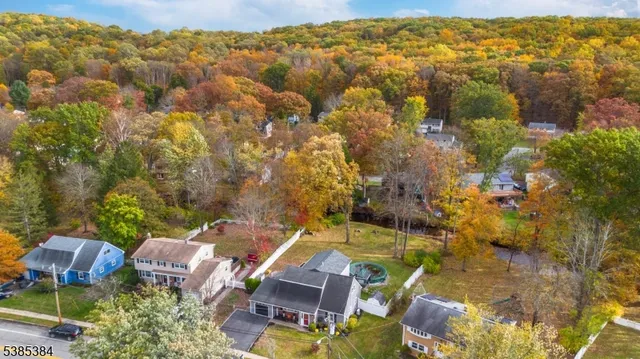 $595,000 | 50 Clover Hill Drive, Flanders, NJ 07836