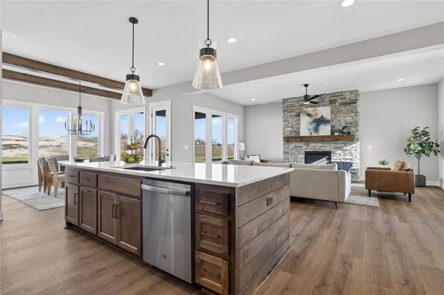 $745,000 | 1712 Southwest Arbor Park Drive, Lee's Summit, MO 64082