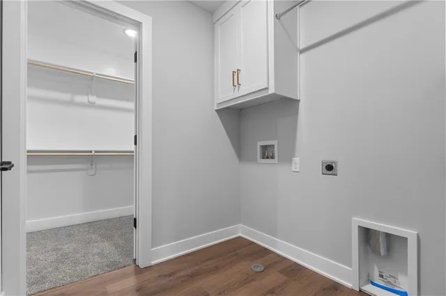 $745,000 | 1712 Southwest Arbor Park Drive, Lee's Summit, MO 64082