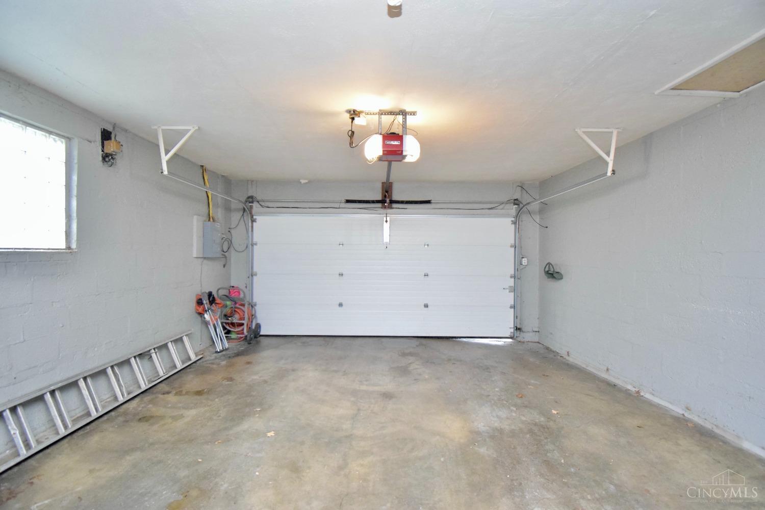1043 West Galbraith Road Cincinnati, OH 45224 - Photo 26 of 30 Gallery Image 26
