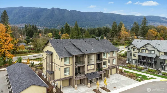$484,500 | 1845 Southeast 12th Place, Unit H204, North Bend, WA 98045
