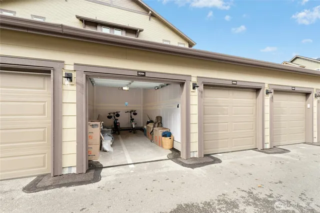 $484,500 | 1845 Southeast 12th Place, Unit H204, North Bend, WA 98045