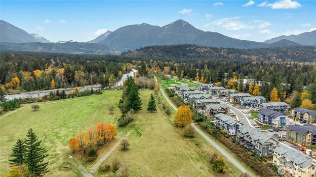 $484,500 | 1845 Southeast 12th Place, Unit H204, North Bend, WA 98045