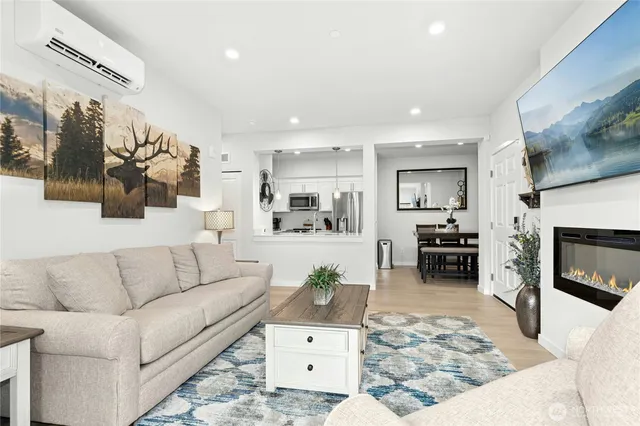 $484,500 | 1845 Southeast 12th Place, Unit H204, North Bend, WA 98045