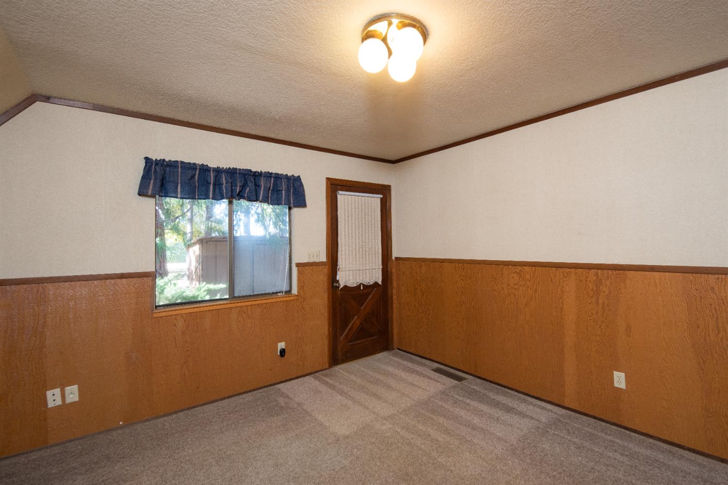 16979 Ridge Road Pine Grove, CA 95665 - Photo 16 of 68 an empty room with windows