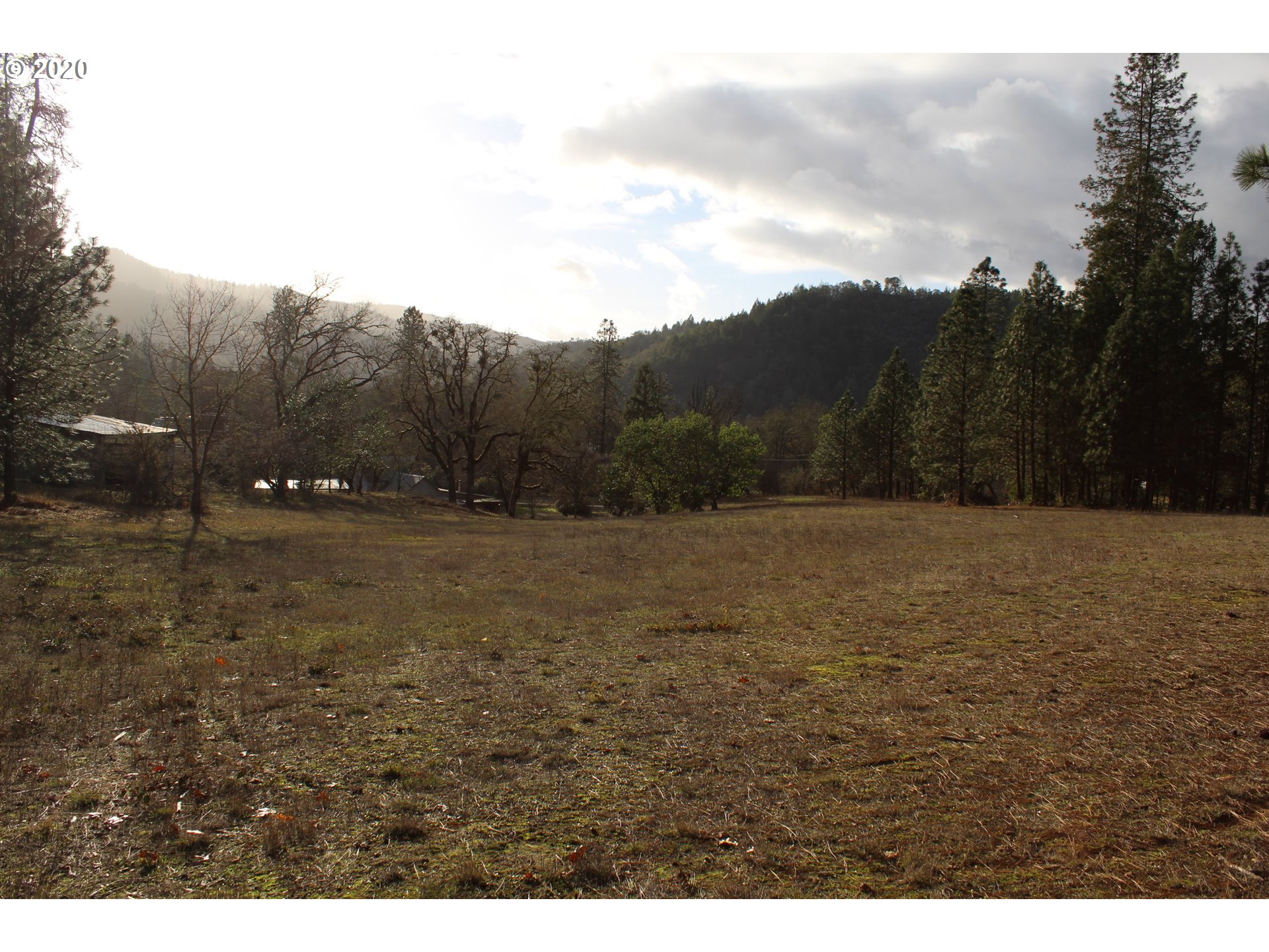 2735 Canyonville-Riddle Road Riddle, OR 97469 - Photo 22 of 24