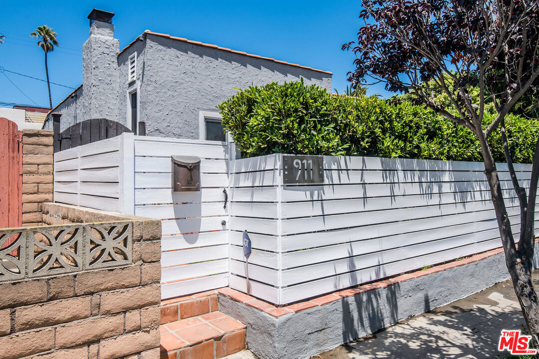 911 Superba Avenue Venice, CA 90291 - Photo 28 of 37