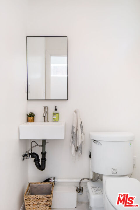 911 Superba Avenue Venice, CA 90291 - Photo 36 of 37