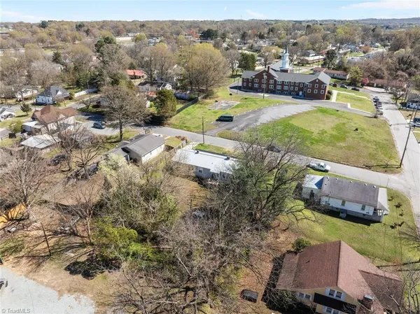 $240,000 | 106 Warner Street, Thomasville, NC 27360