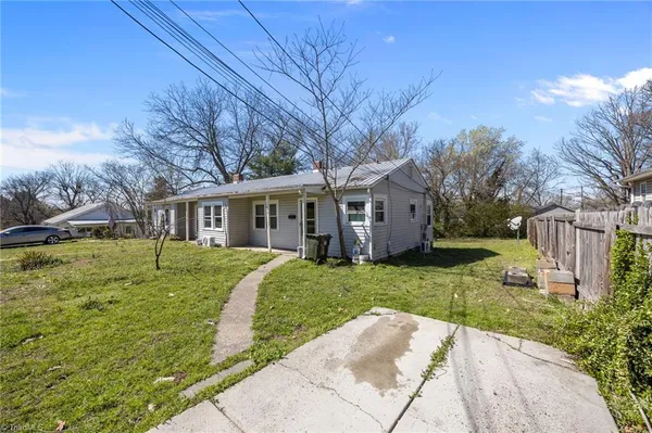 $240,000 | 106 Warner Street, Thomasville, NC 27360