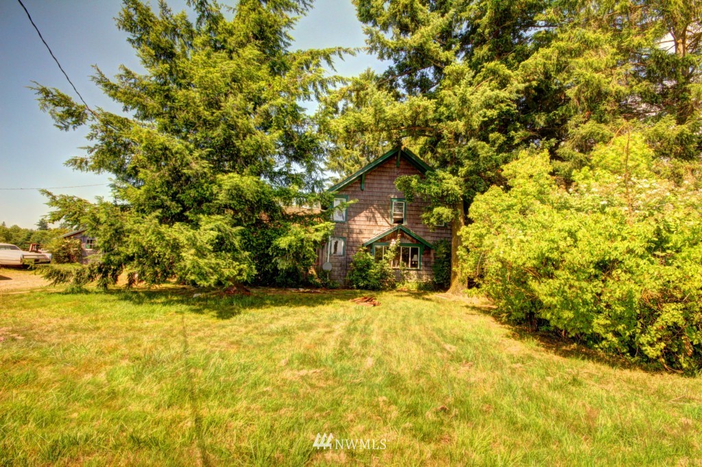 1836 East Badger Road Everson, WA 98247 - Photo 1 of 17