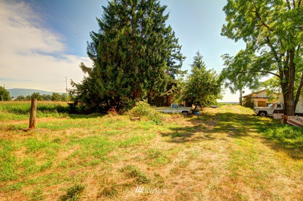 1836 East Badger Road Everson, WA 98247 - Photo 12 of 17
