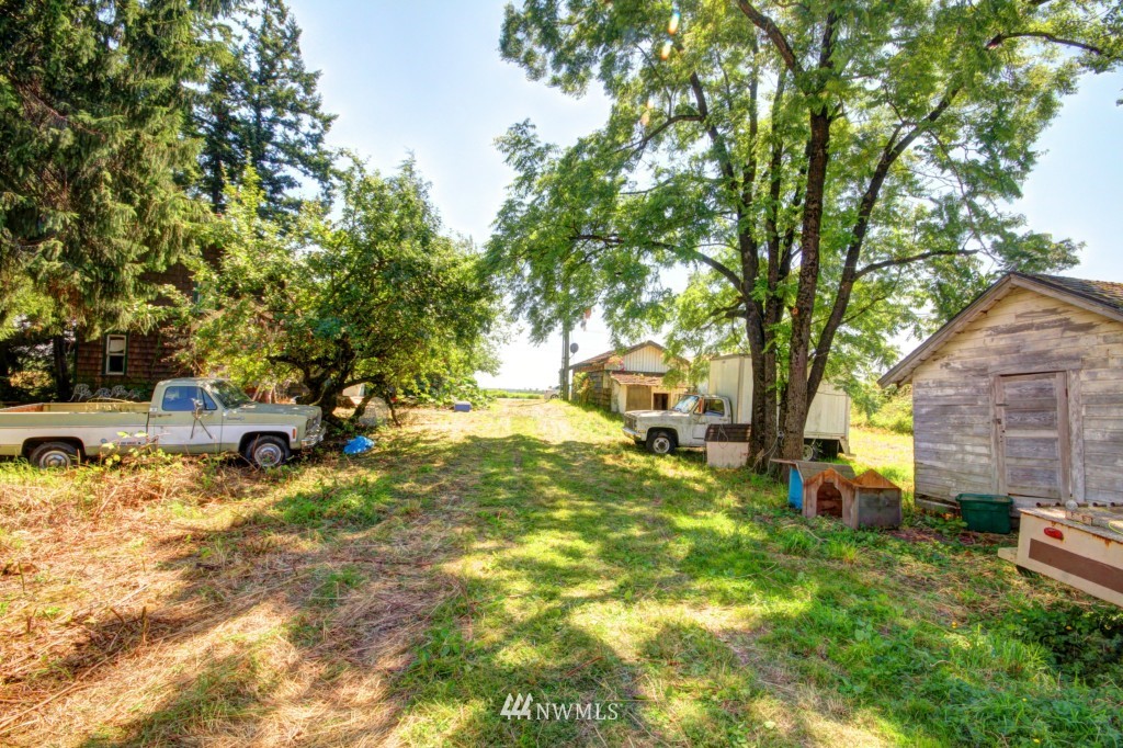 1836 East Badger Road Everson, WA 98247 - Photo 9 of 17