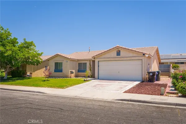 $379,500 | 15213 Moonglow Lane, Victorville, CA 92394