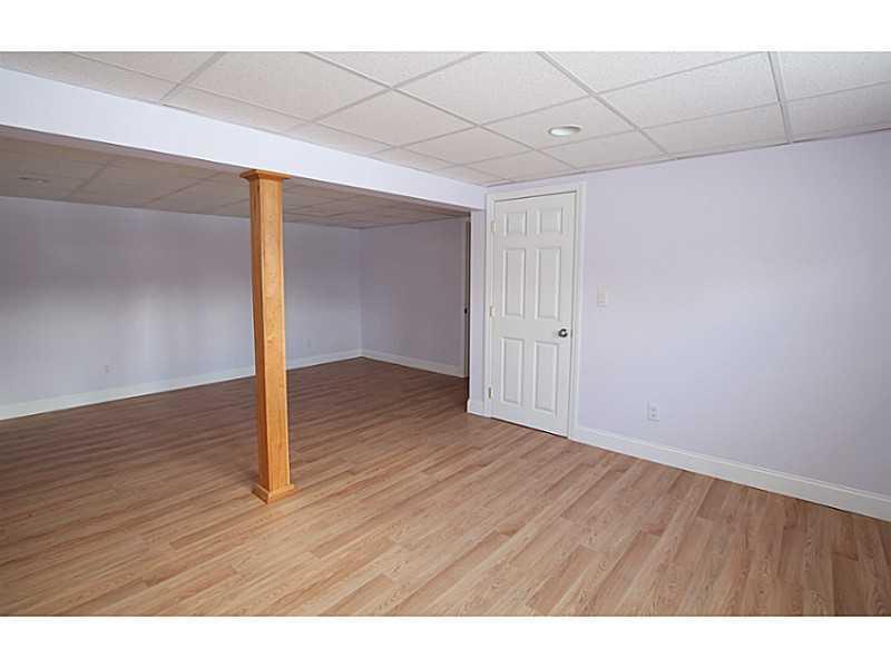 289 Rogers Road Yarmouth, ME 04096 - Photo 23 of 29 Bedroom.