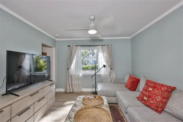 $4,000 | 1279 86th Avenue North, St. Petersburg, FL 33702