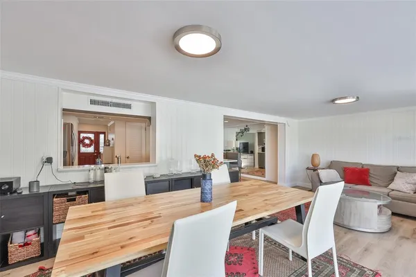 $4,000 | 1279 86th Avenue North, St. Petersburg, FL 33702