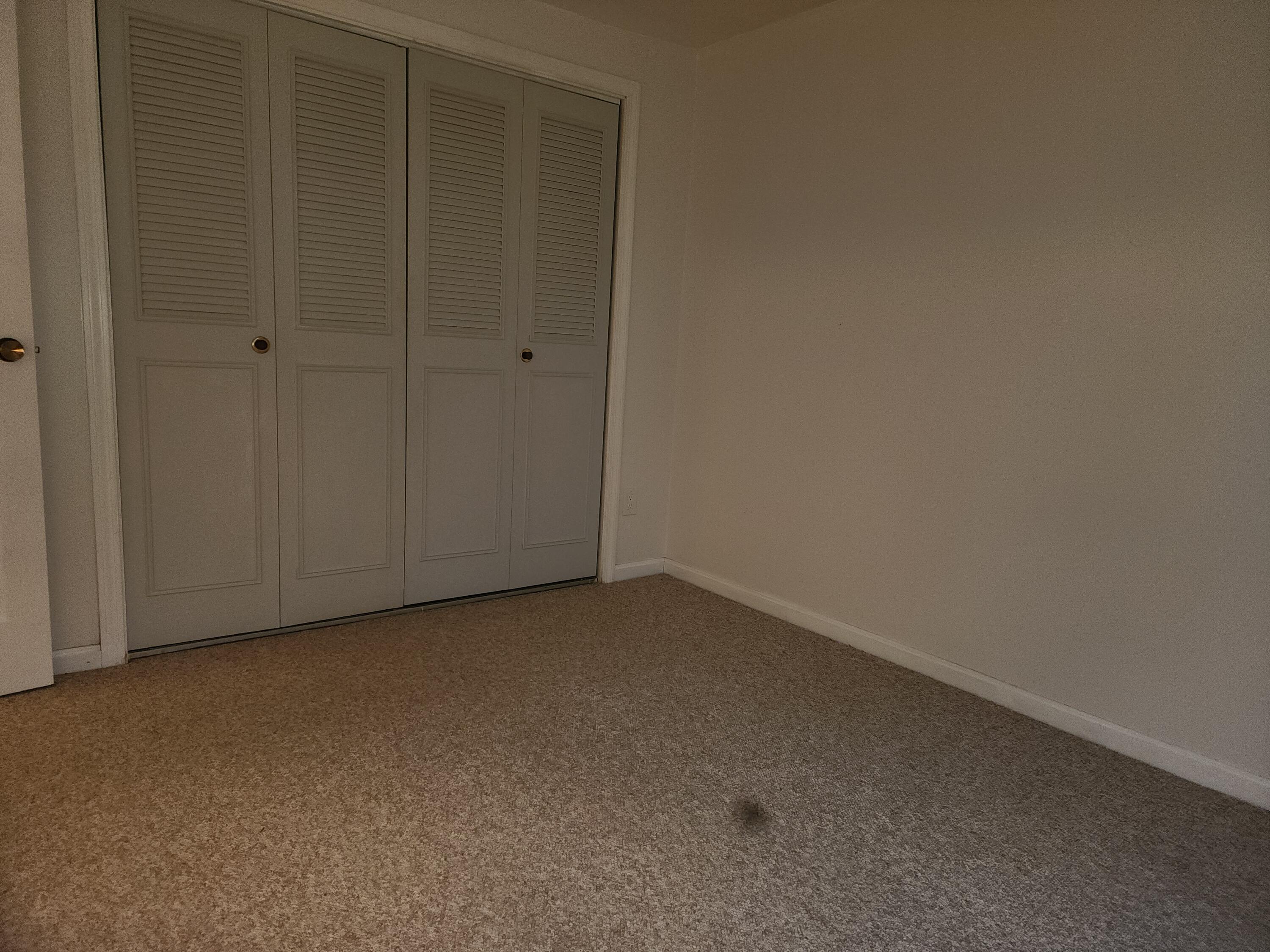 272 Craigville Beach Road, Unit 4 Hyannis, MA 02601 - Photo 20 of 33 a view of empty room