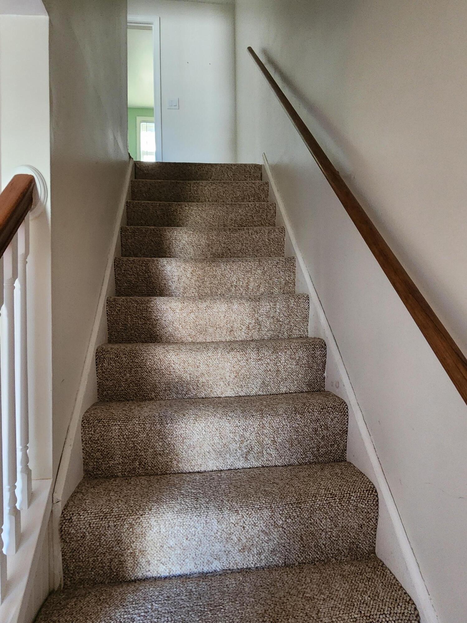 272 Craigville Beach Road, Unit 4 Hyannis, MA 02601 - Photo 24 of 33 a view of entryway