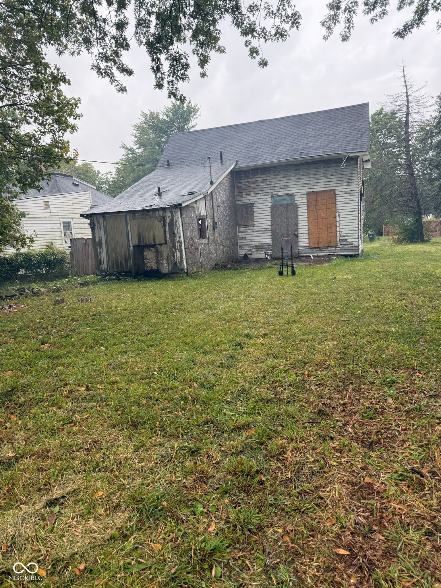 2328 Fletcher Street Anderson, IN 46016 - Photo 5 of 15