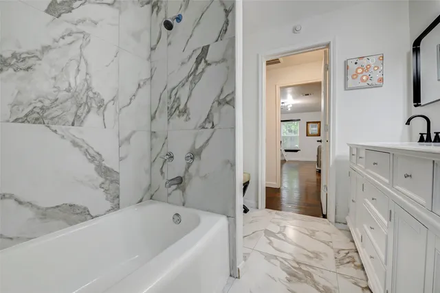 $225,000 | 706 Beaumont Street, Anahuac, TX 77514