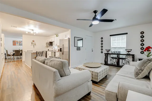 $225,000 | 706 Beaumont Street, Anahuac, TX 77514